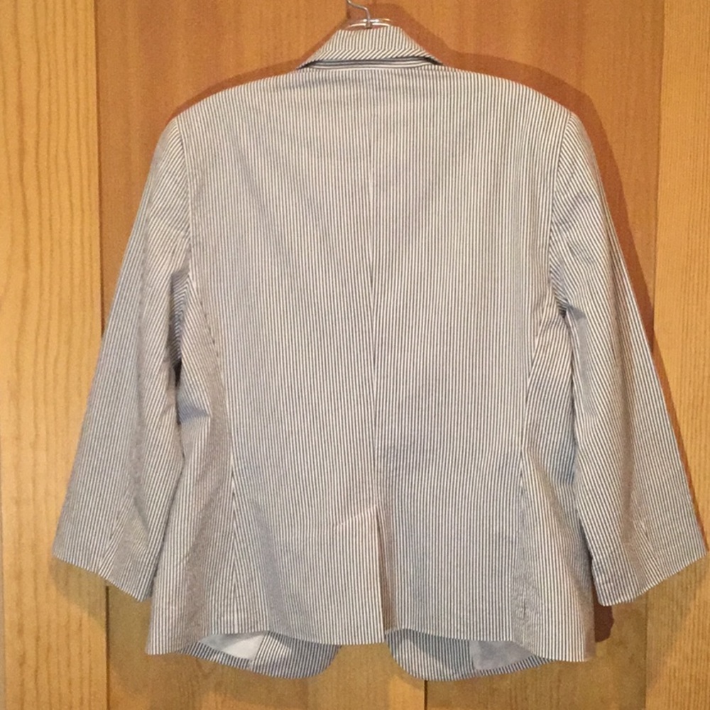 Talbots Seersucker Short Jacket - Picture 3 of 4